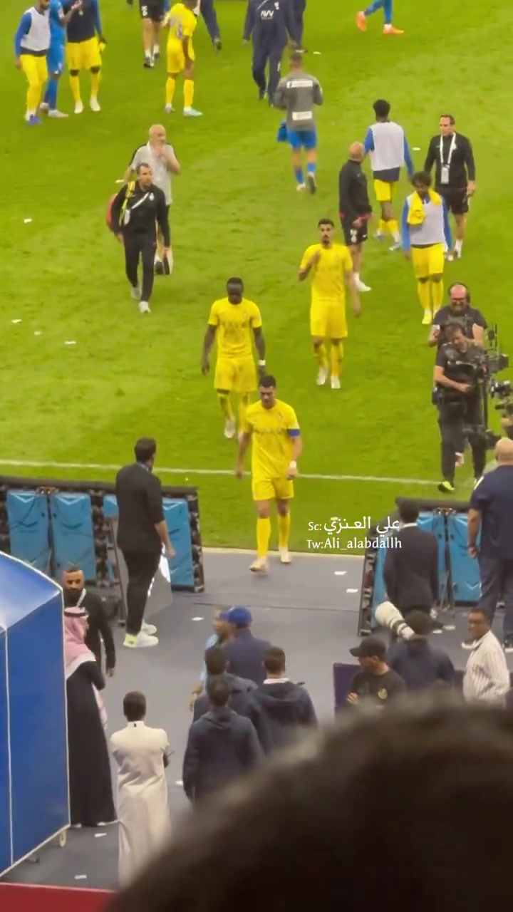 C羅離場(chǎng)時(shí)表示：我的進(jìn)球是有效的，這是誤判！