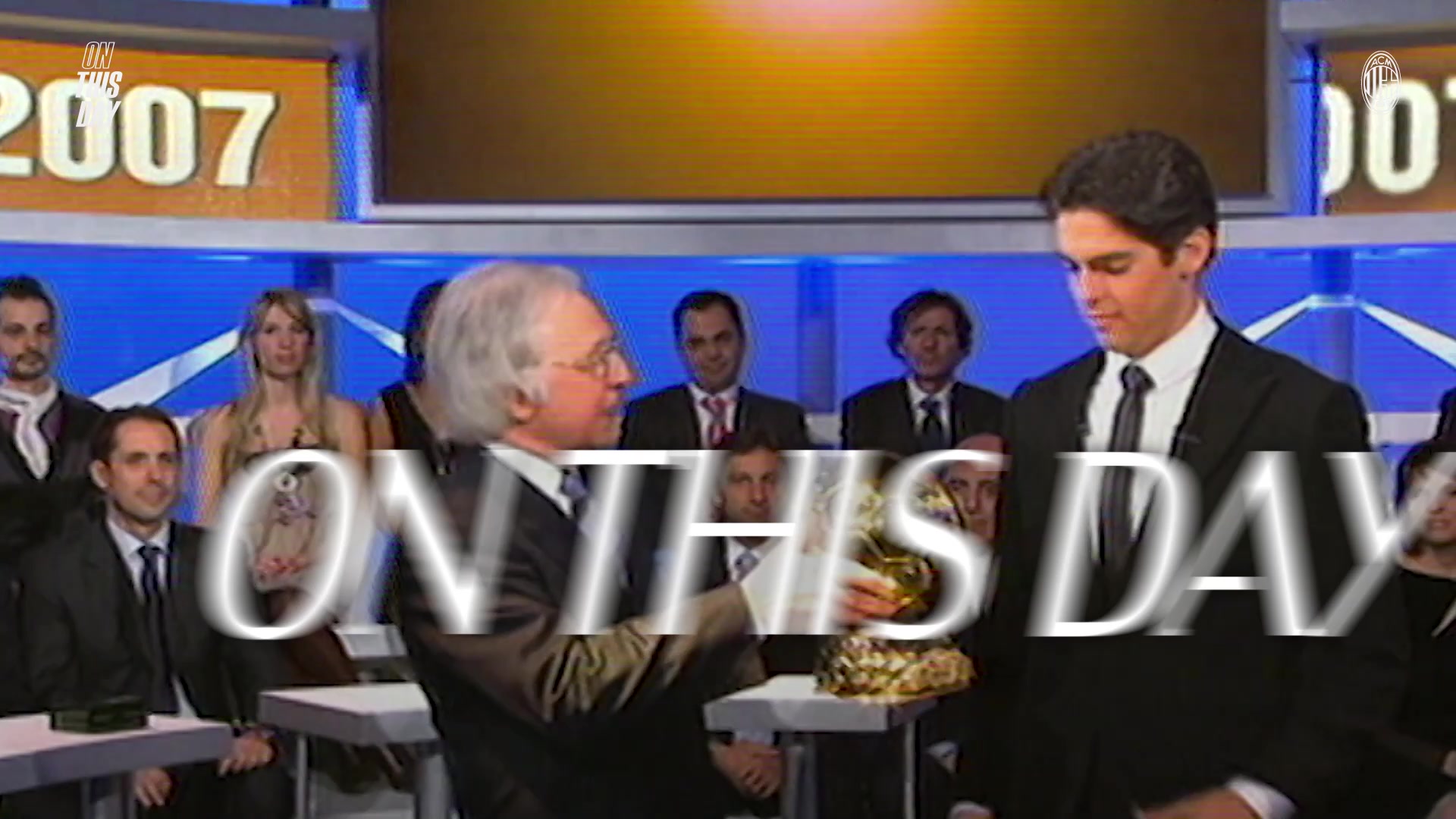 AC米蘭官方：2007年今天，卡卡君臨天下