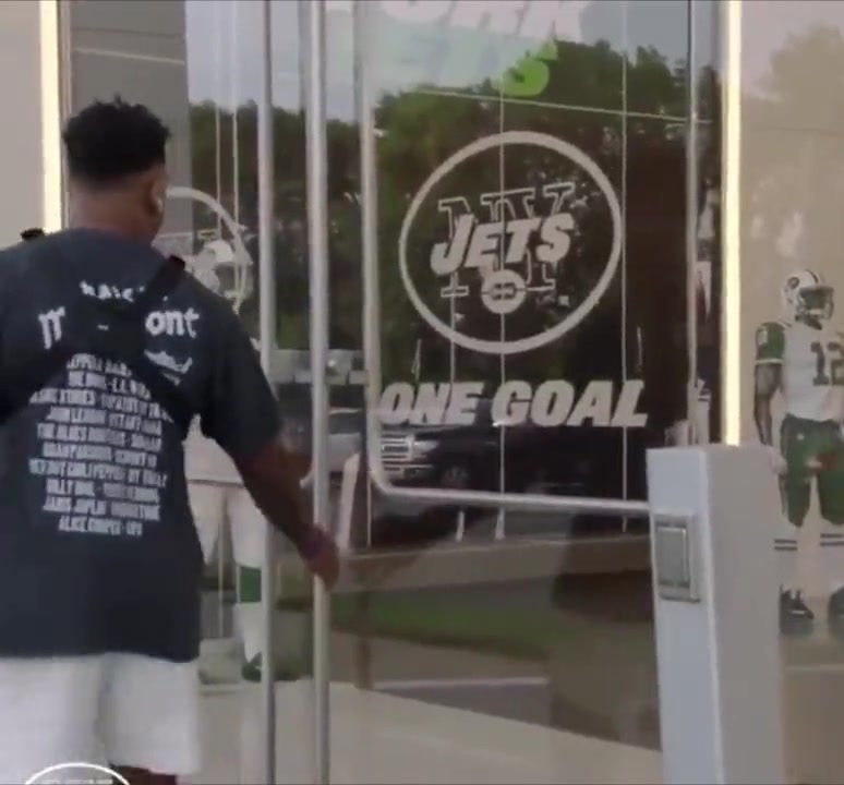 國(guó)外球迷惡搞：當(dāng)奧納納明天去曼聯(lián)時(shí)。。。