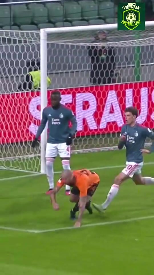 順滑，這是腰部吊射還是背部吊射呢？