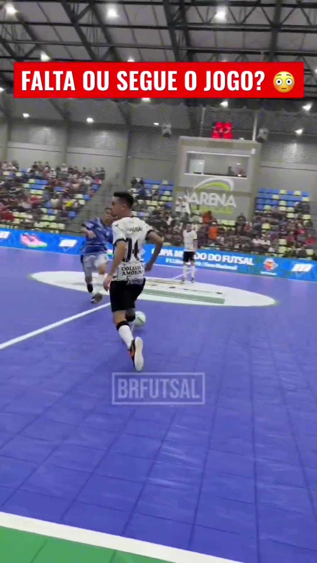 這過(guò)人看著是真瀟灑，但是也是真疼啊