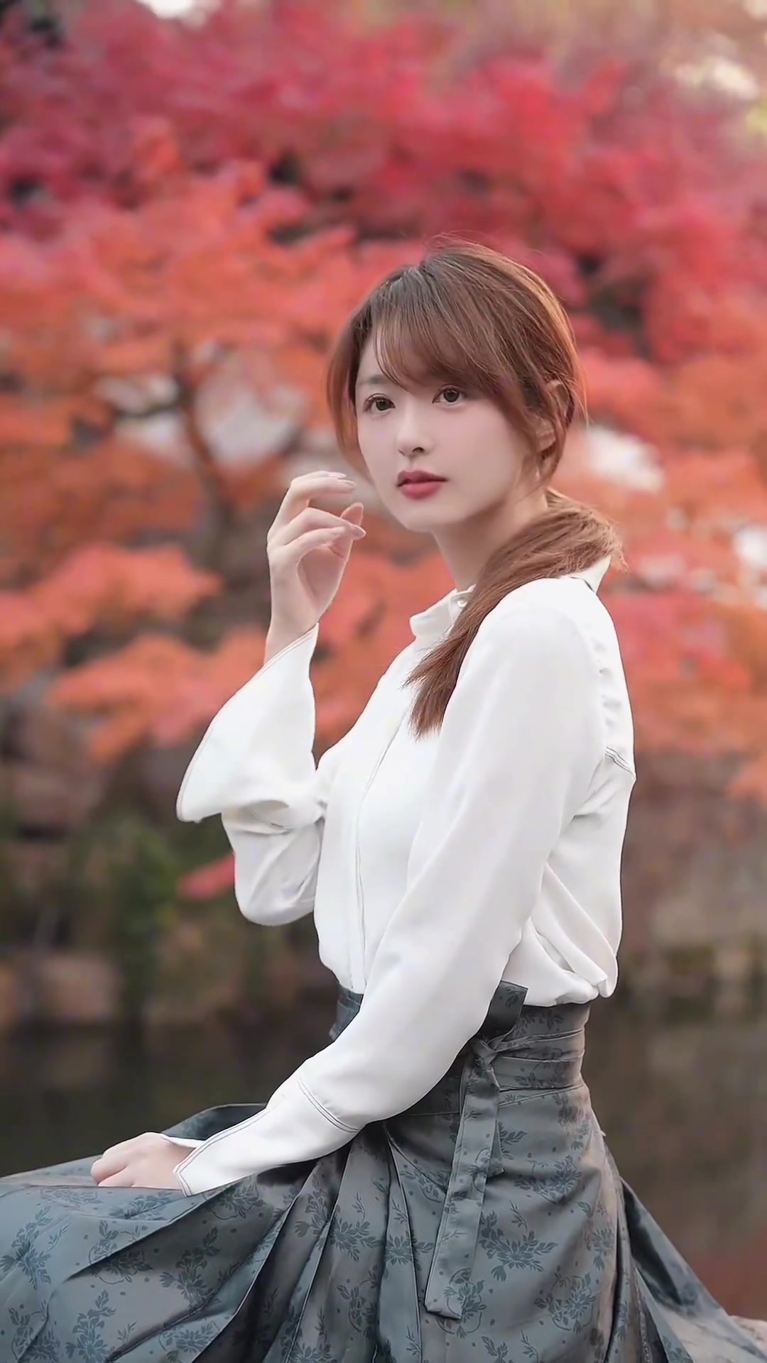 美美噠！美女主播小七穿馬面裙曬照：姑蘇的七~