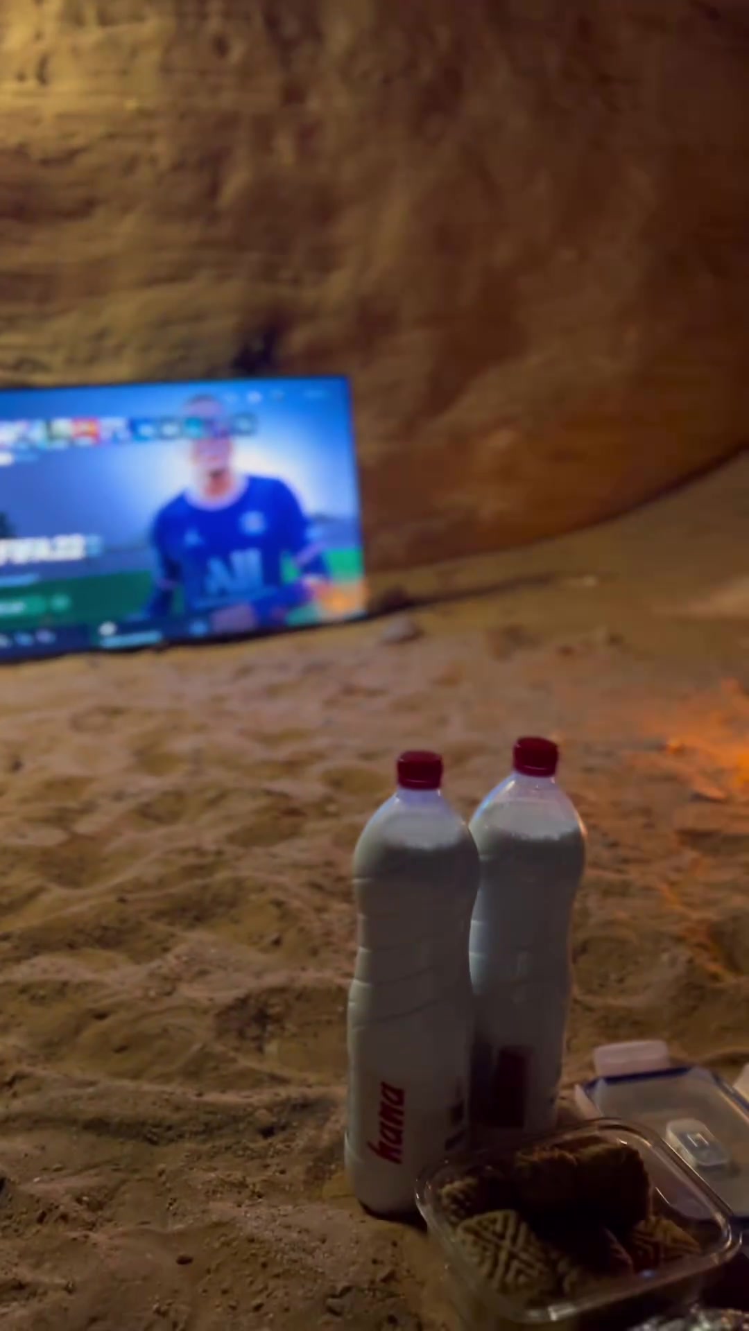 這環(huán)境絕了?。「嬖V媽媽我晚上不回去了